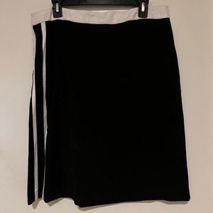 Jones NY Black Skirt with Vegan Leather Trim Size 10